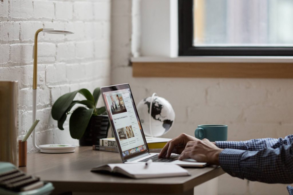 Three Social Media Hacks for the Busy Entrepreneur Three Social Media Hacks for the Busy Entrepreneur